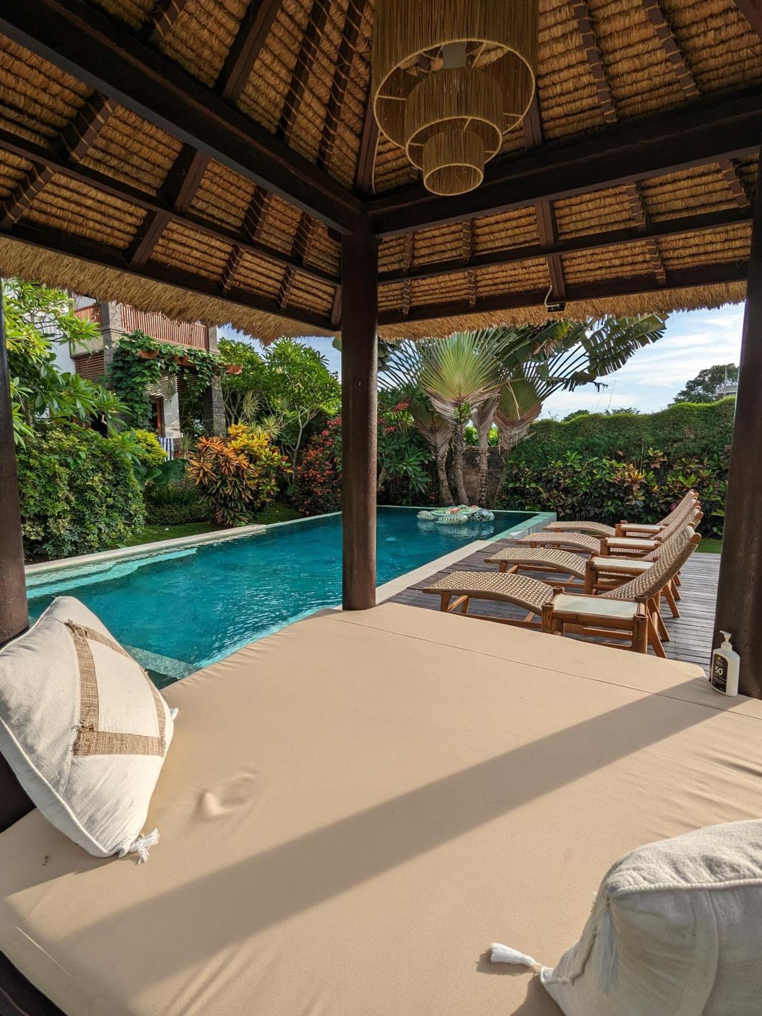 Kamayana, Peaceful & Quiet 6Br Villa With Huge Pool And Tropical Garden Canggu Екстериор снимка